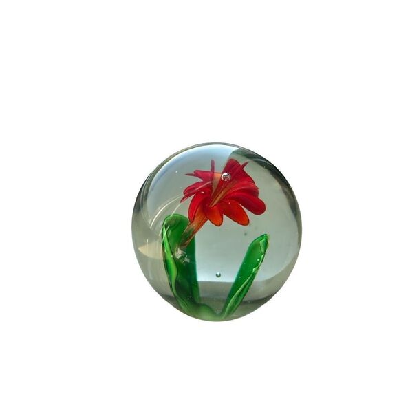Lilian Vernon signed glass paperweight Mount Vernon New York rounded red colorfu - Picture 7 of 11